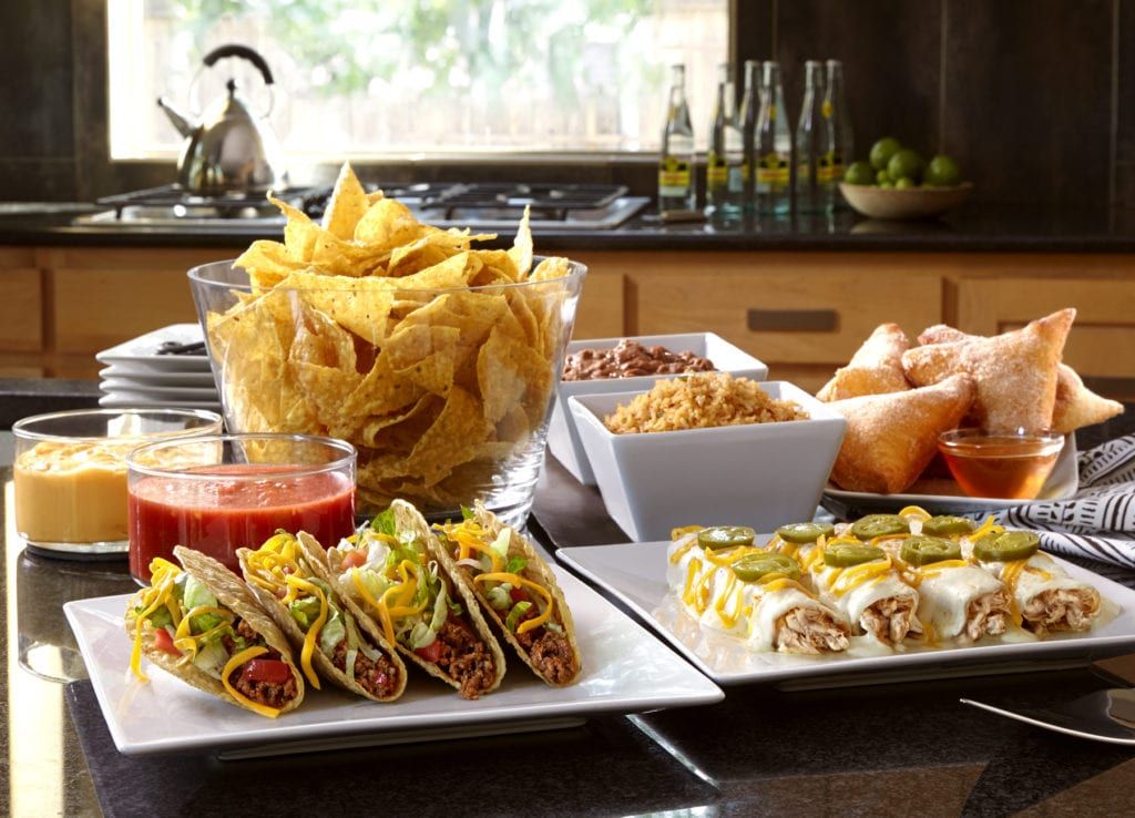 Whether you want apps like chips and salsa or filling Tex-Mex mains, it’s easy to find delicious catering options from El Fenix Mexican Restaurant.