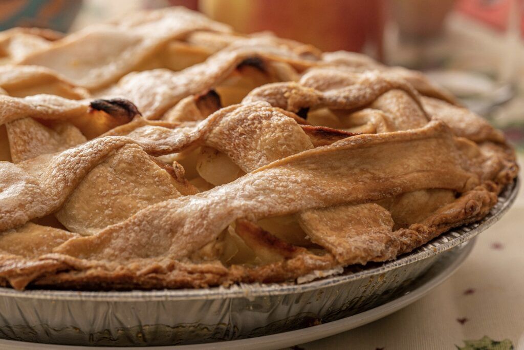 An apple pie.