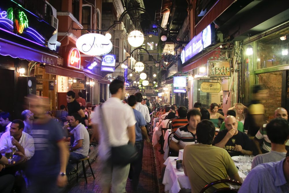20 Inspiring Restaurant Advertisements Examples - ezCater