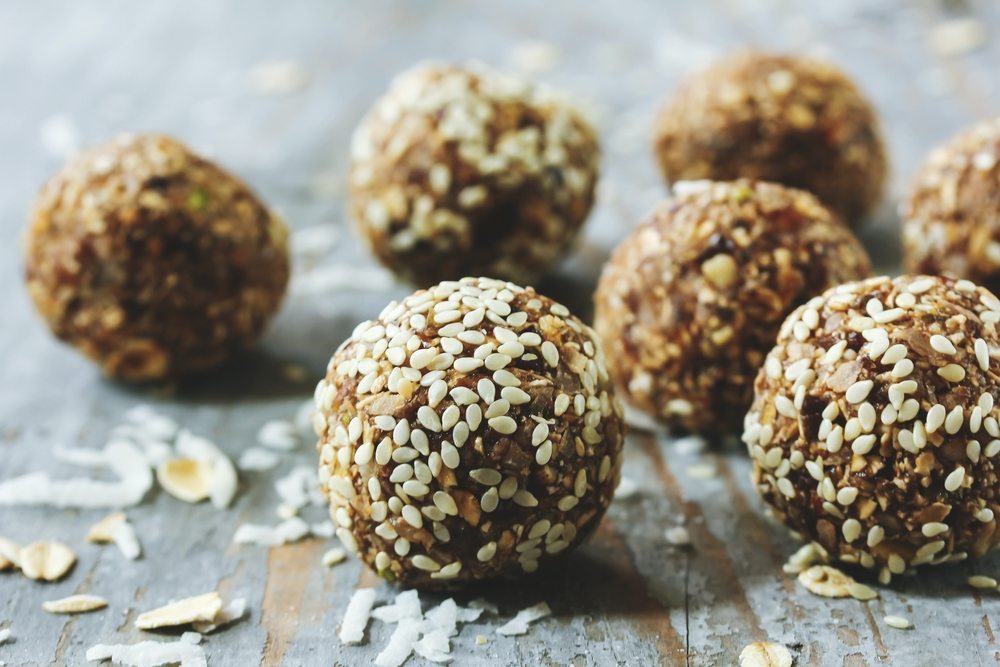 energy balls with sesame seeds